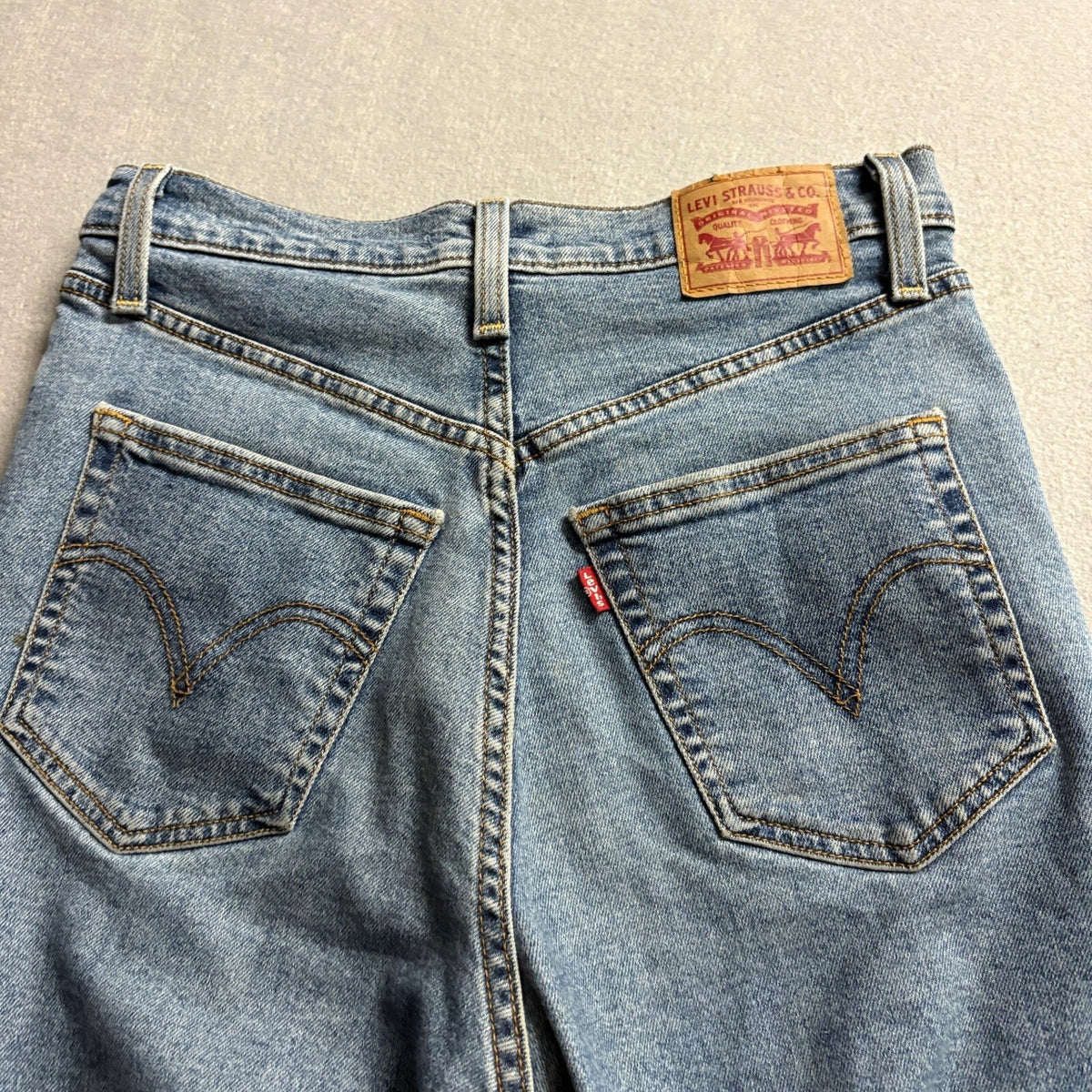 Levi's Ribcage Straight Jeans Womens 27 Blue High Rise Raw Hem Denim Crop