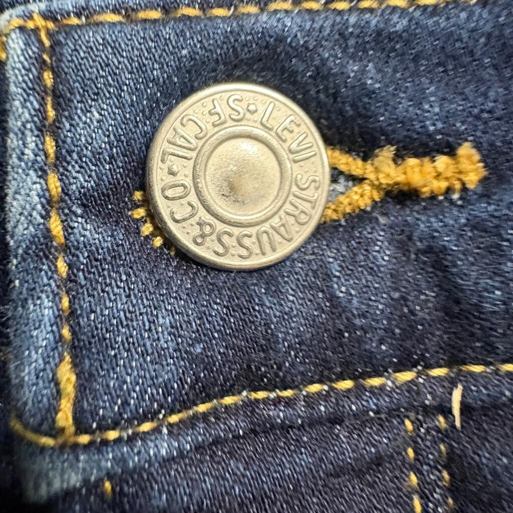 Levi's 311 Shaping Skinny Jeans Womens 18W S Dark Wash Stretch Blue Denim