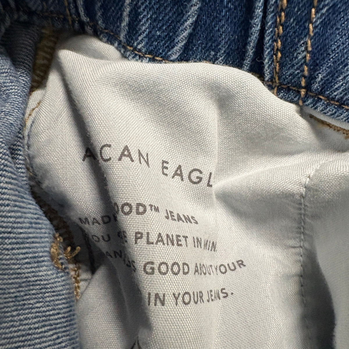 American Eagle Women Size 4 Regular High Rise Elastic Waist Mom Jeans Blue Denim
