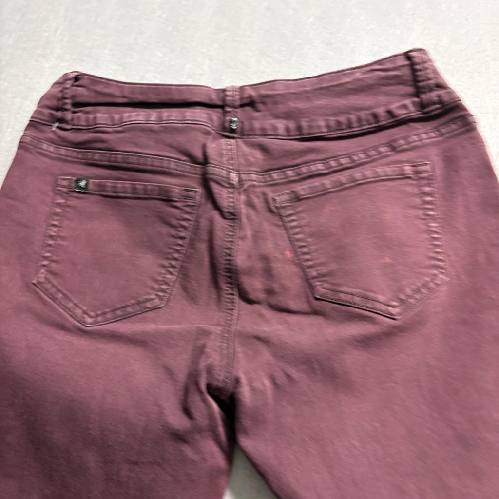 Lovesick Super Skinny Jeans Womens Size 11 Burgundy Maroon Stretch Denim