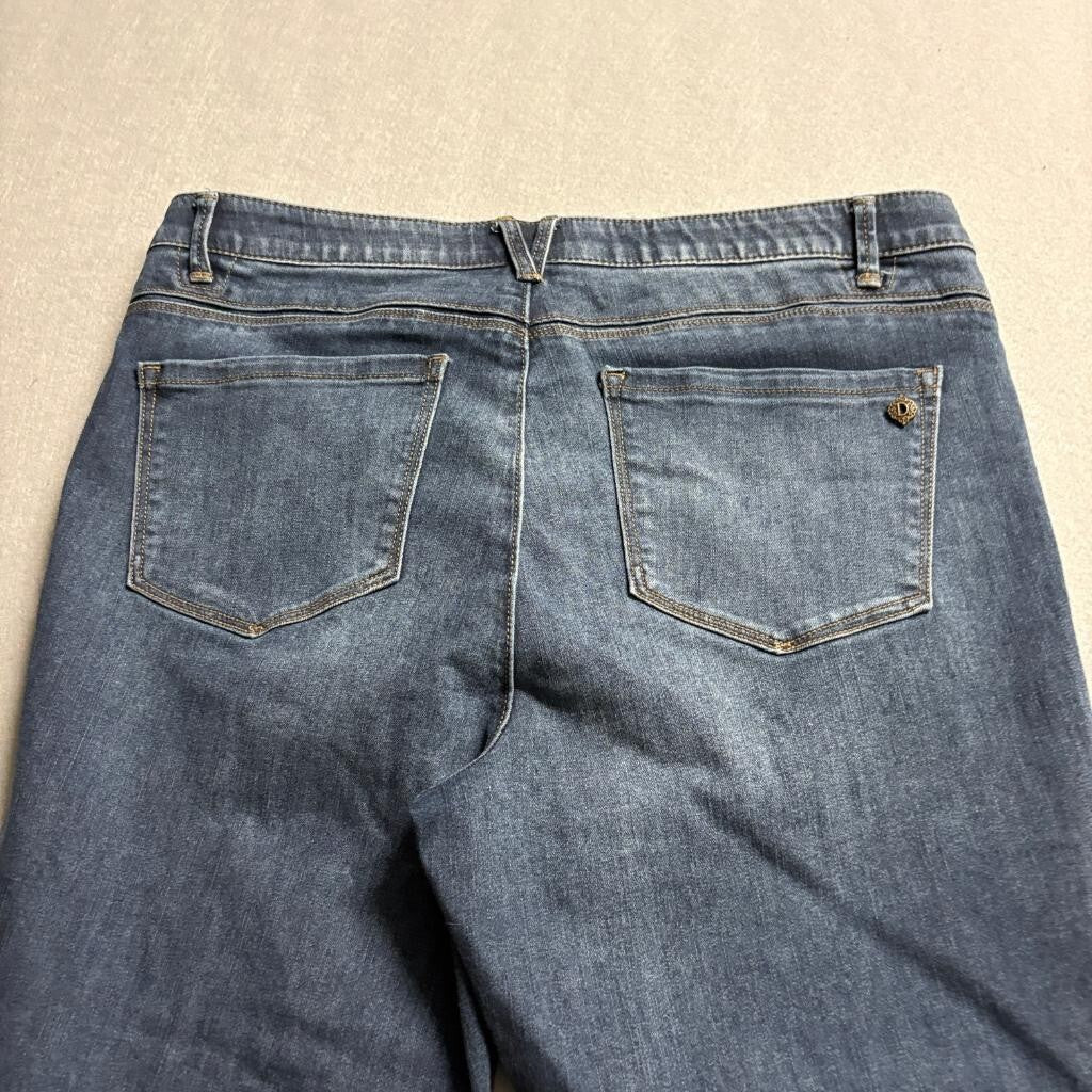 Democracy Absolution Jeans Womens 14 Blue Denim Skinny Slimming Stretch Crop