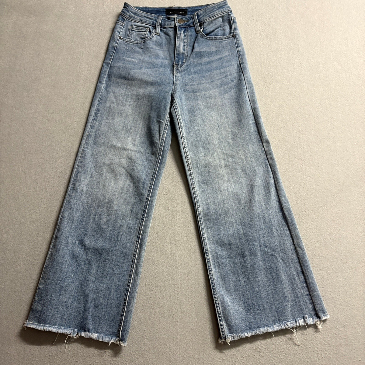 Risen Jeans Womens Size 3/26 High Rise Wide Leg Raw Hem Blue Denim Stretch Jeans