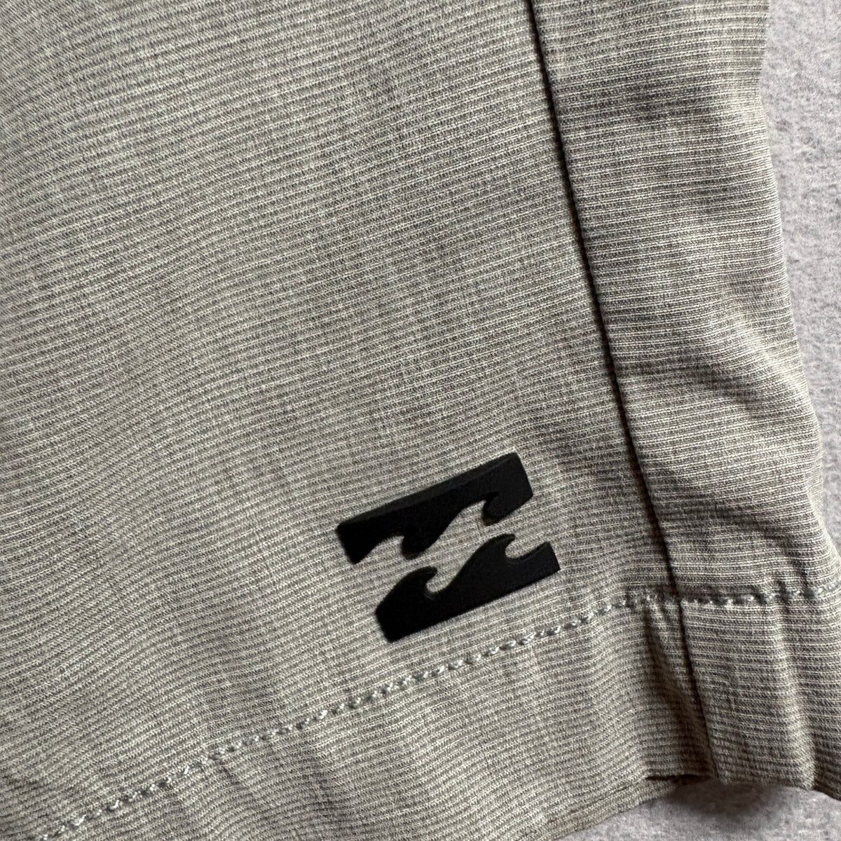 Billabong Crossfire Hybrid Shorts Mens 36 Gray Submersible Stretch Walkshorts