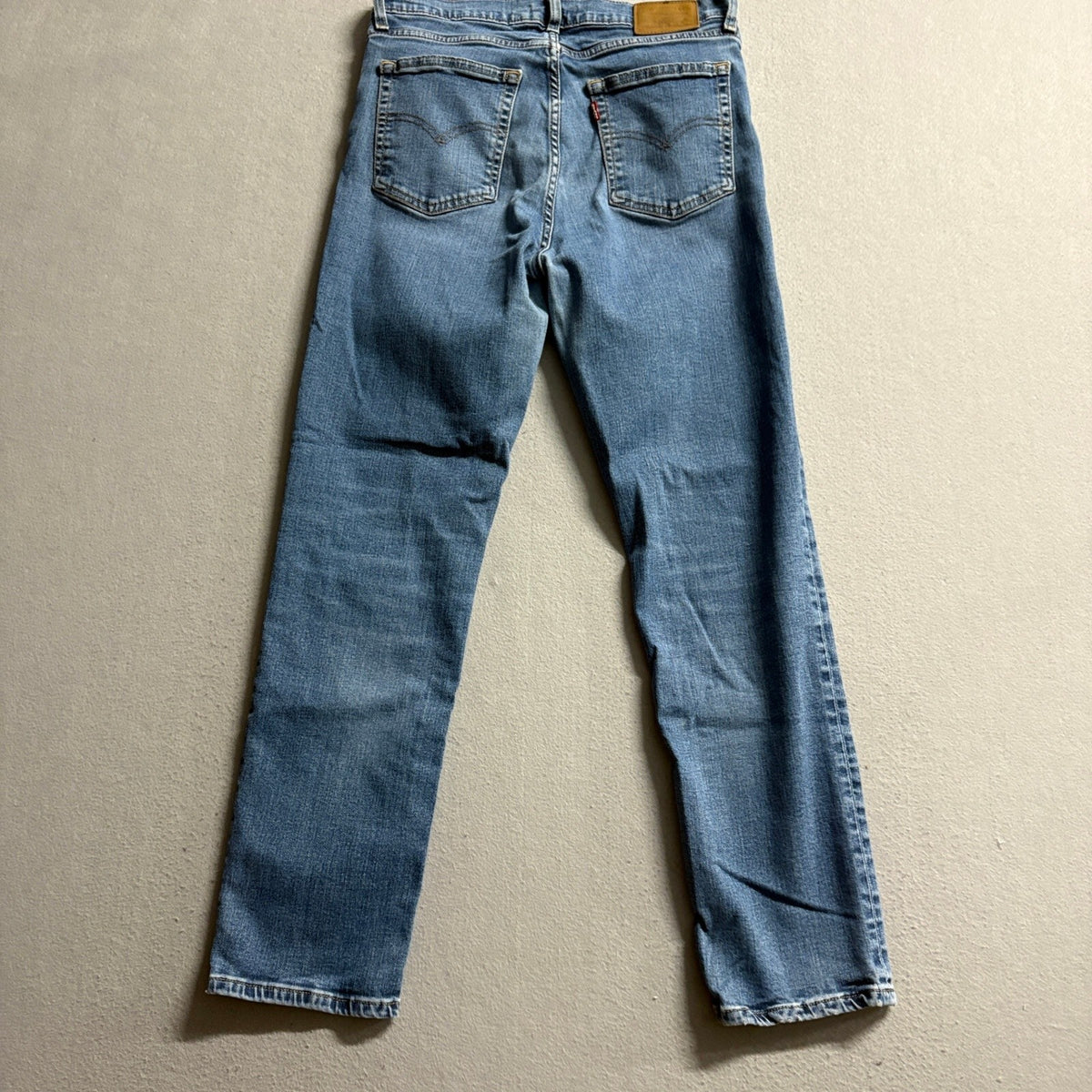 Levi's Premium 724 High Rise Straight Jeans Womens Size 29 Medium Wash Denim