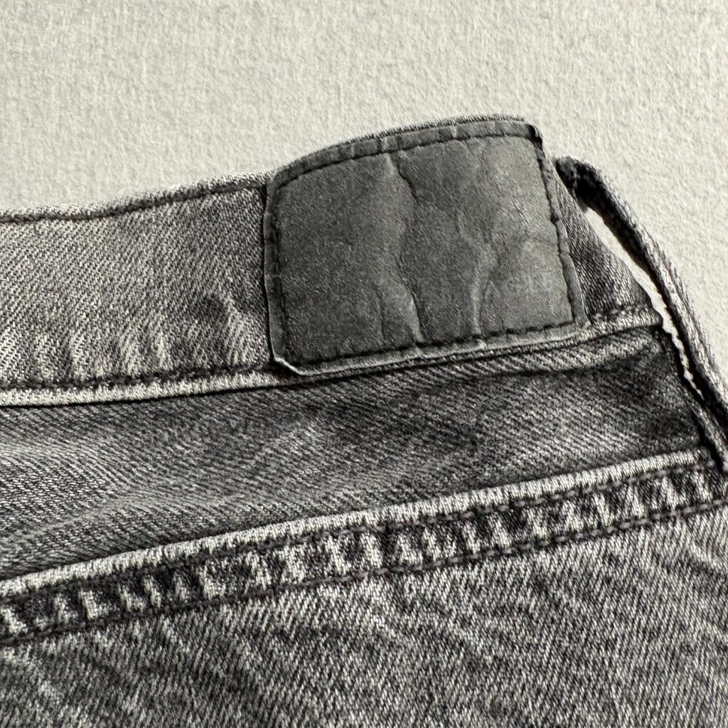 American Eagle Real Good Mom Jeans Womens 12 Gray Distressed High Rise Raw Hem
