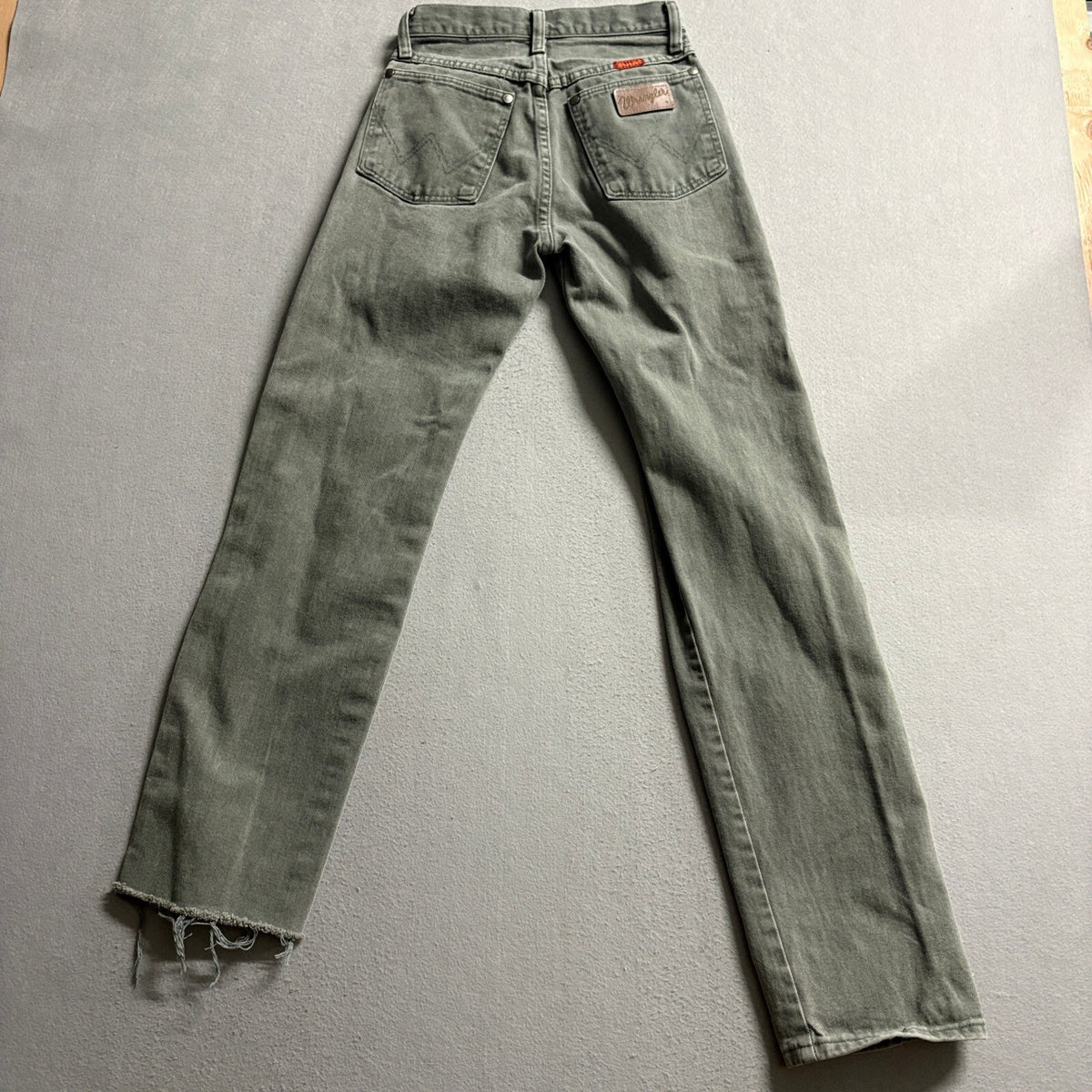 Wrangler High Rise Straight Leg Jeans Womens Green Gray Raw Hem Denim
