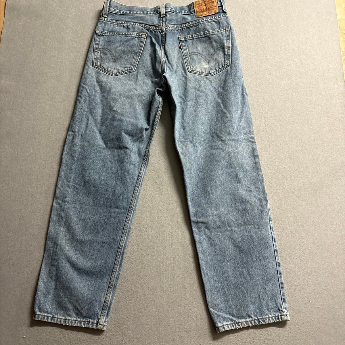 Levi's 550 Relaxed Fit Jeans Mens 33x32 Blue Light Wash Tapered Denim Pants