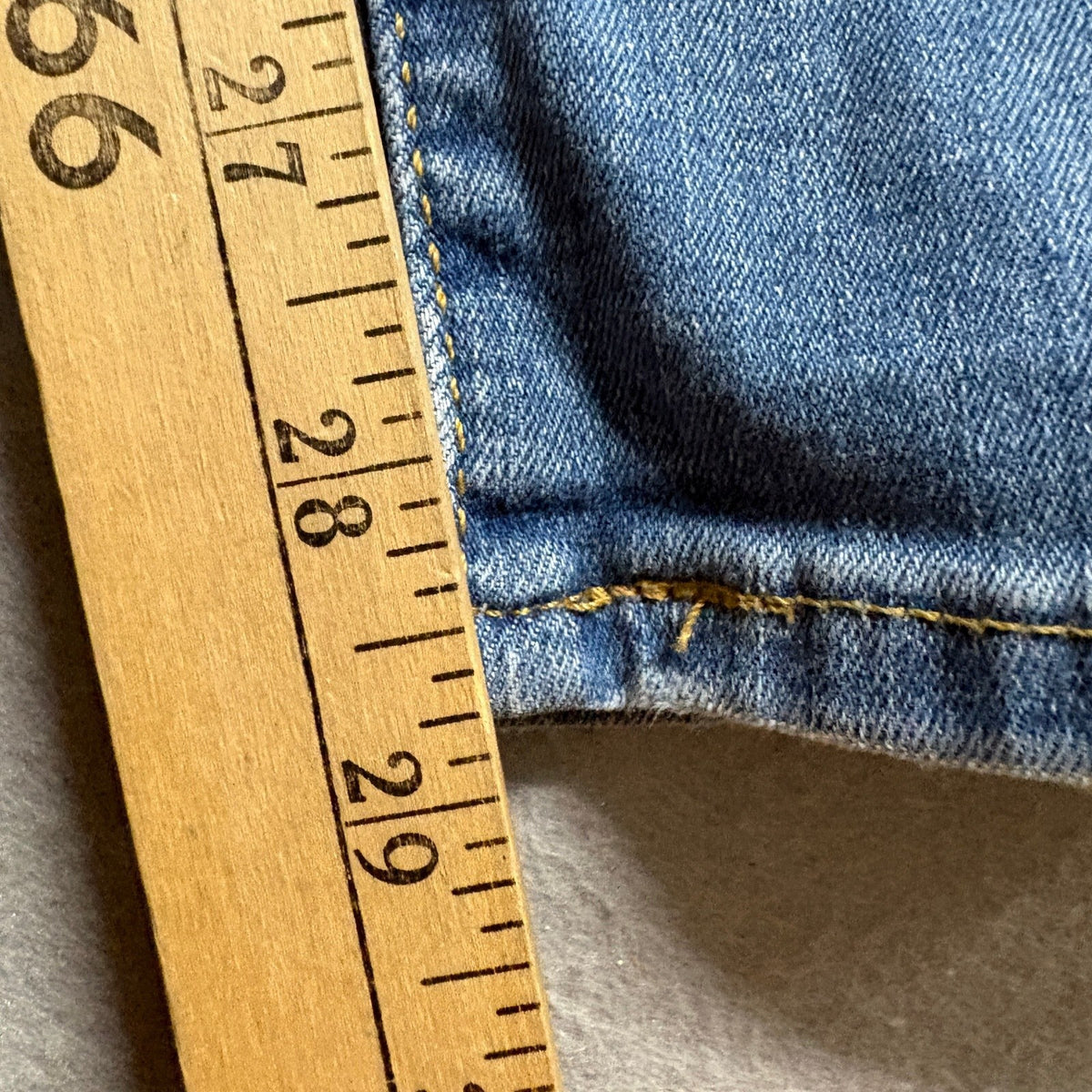 Levi's 720 High Rise Super Skinny Jeans Womens 27x30 Distressed Blue Denim