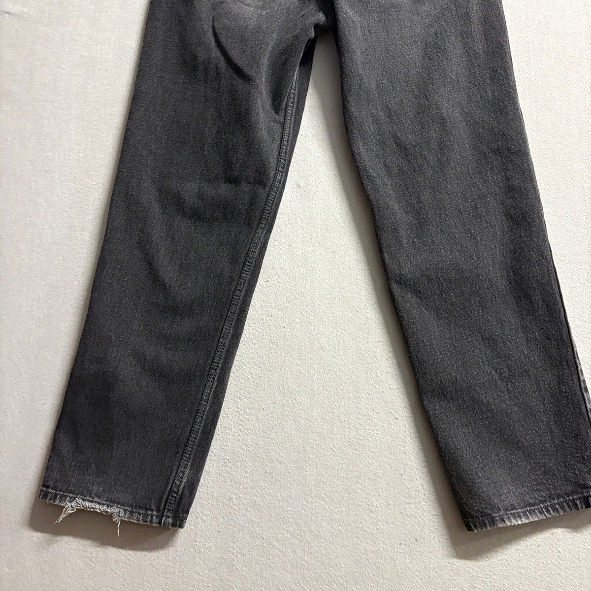 Levis 550 Relaxed Fit Black Denim Jeans Mens 34x34 Measured 31x31.5 Vintage Look