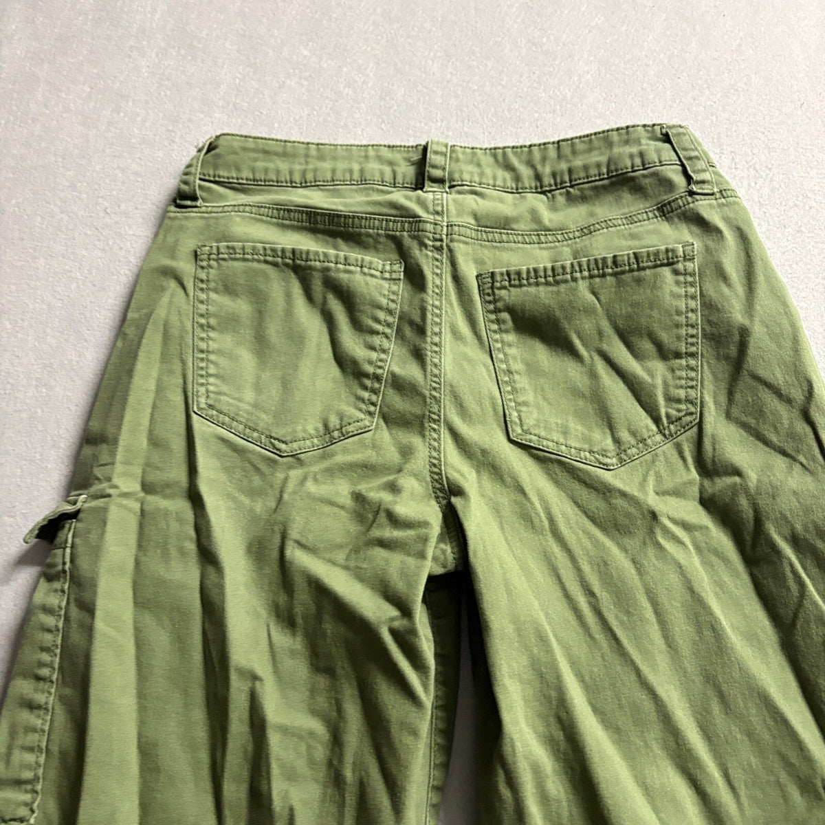 Celebrity Pink Womens Cargo Pants Size 9/29 Olive Green Wide Leg Stretch Utility