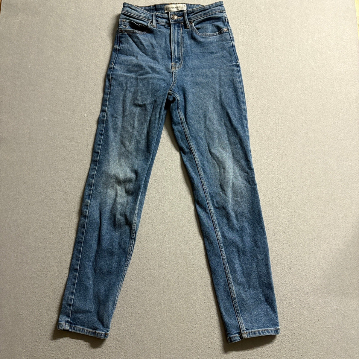 Stradivarius Womens High Waist Mom Jeans Blue Denim Slim Tapered Size US 4 26x28