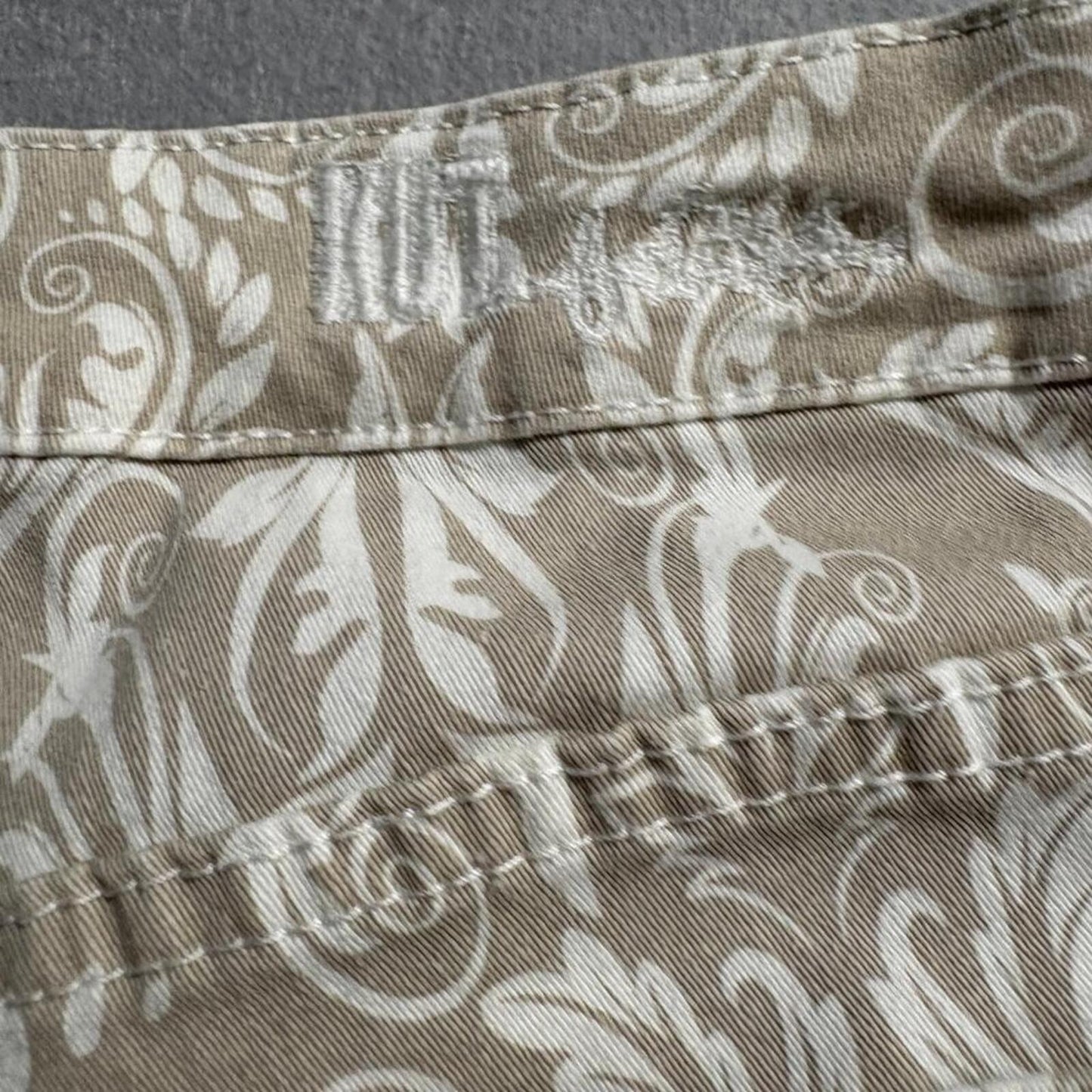 Kut from the Kloth Marilyn Ankle Skinny Jeans Womens 6 Beige Damask Floral Print