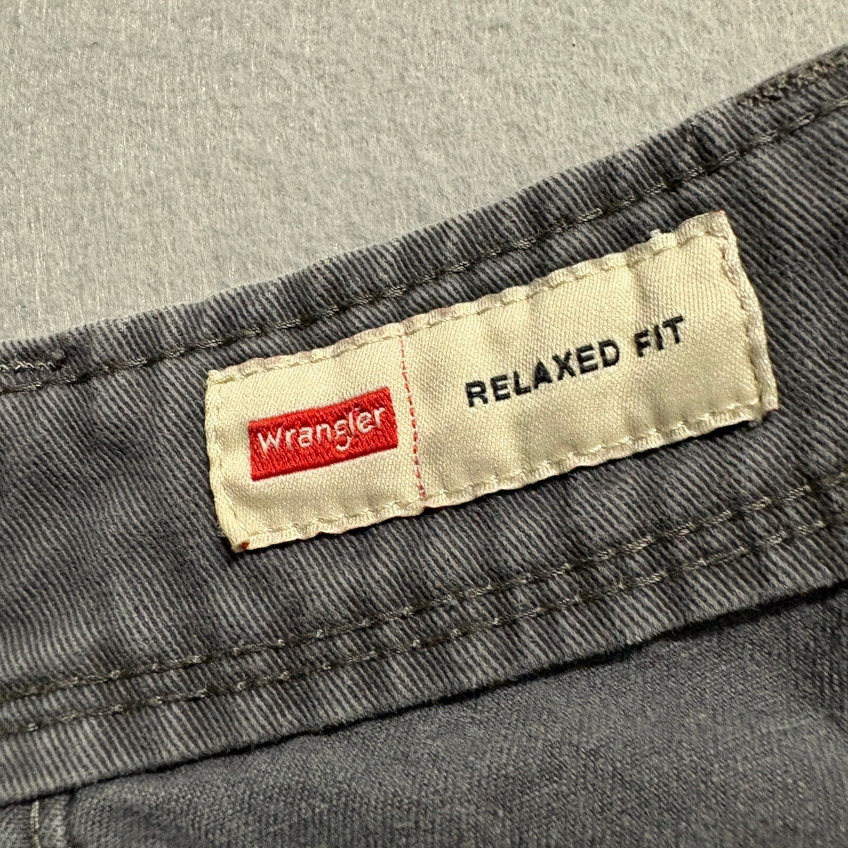 Wrangler Relaxed Fit Cargo Pants Mens 34x30 Gray Cotton Twill Utility Workwear