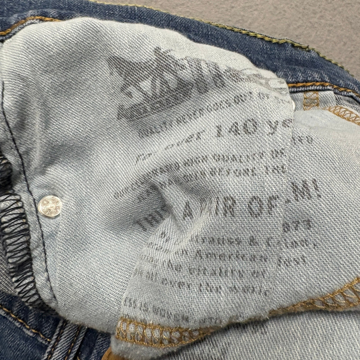 Levi's 505 Regular Fit Jeans Mens 38x34 Blue Denim Medium Wash Straight Leg