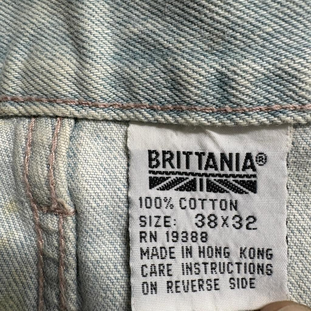 Vintage Brittania Jeans Mens 38x32 Light Wash Denim Straight Leg Made in HK