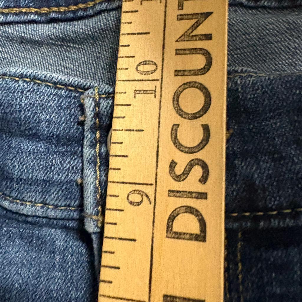 Levis Classic Straight Jeans Womens 12M Blue Denim Stretch W31 L30