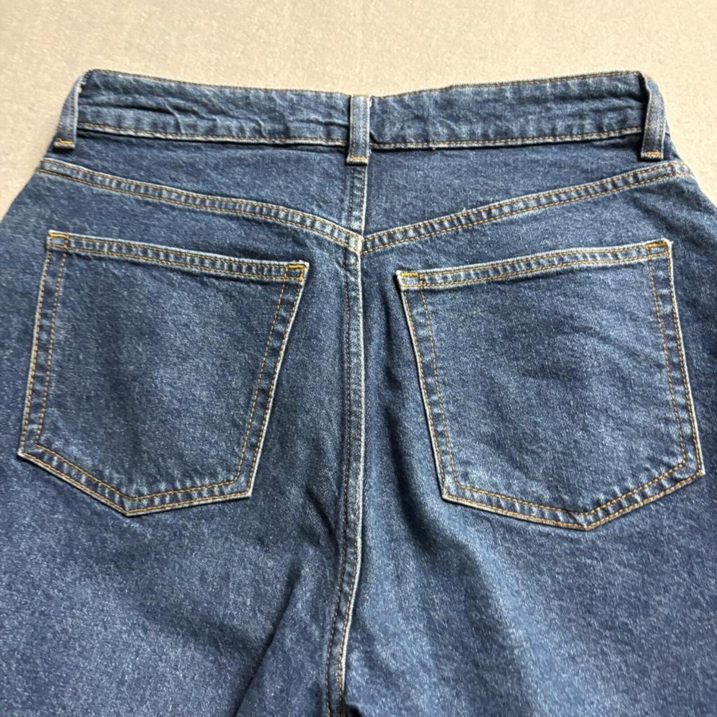 H&M Mom Jeans Womens Size 10 Blue Denim High Rise Tapered Leg Stretch