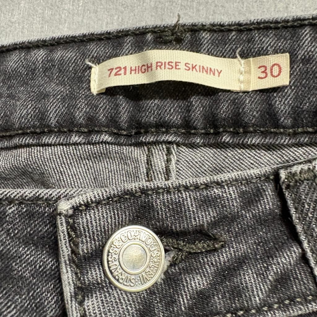 Levis 721 High Rise Skinny Jeans Womens 30 Distressed Ripped Knees Gray Denim