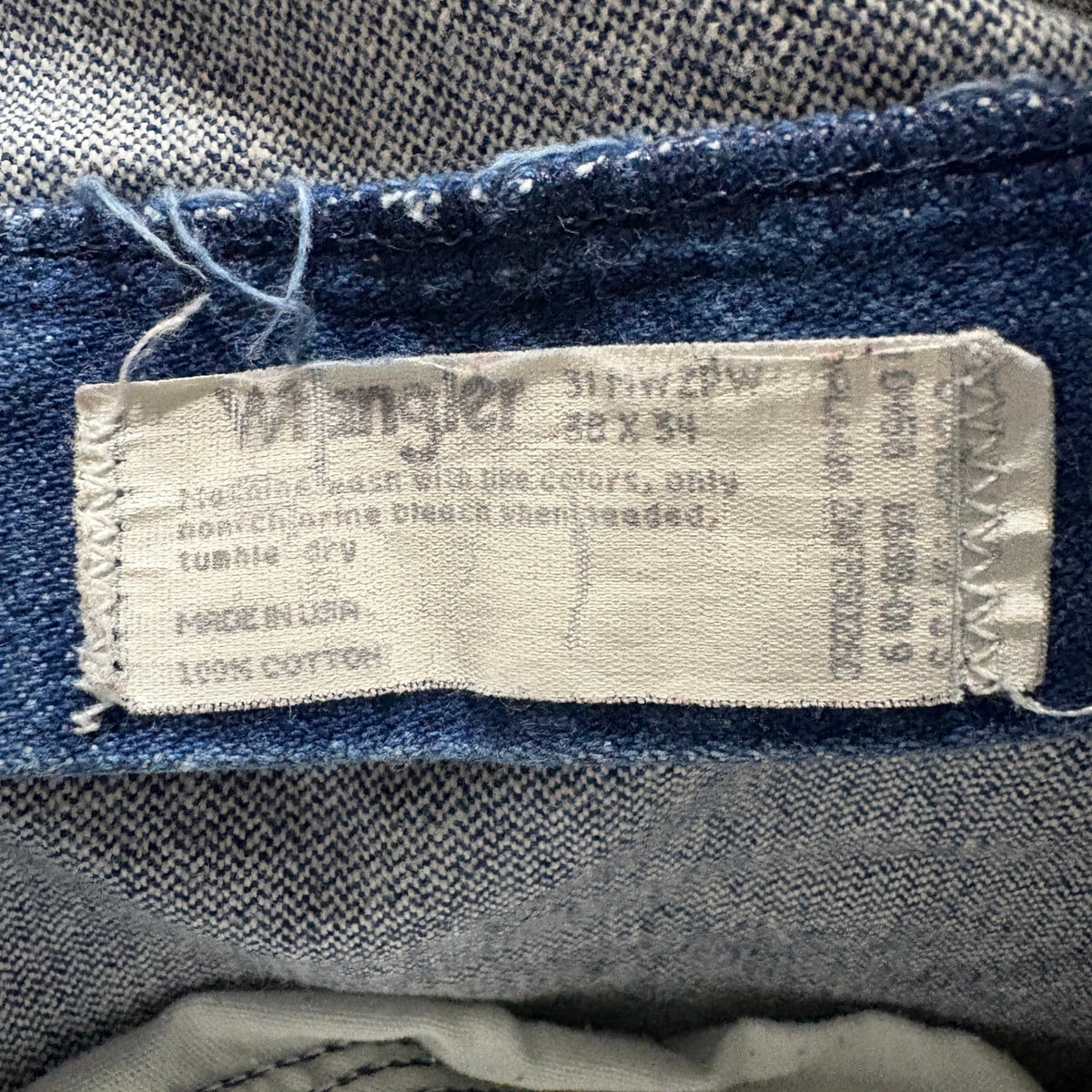 Vintage Wrangler Jeans Mens 38x34 Made in USA 31MWZPW High Rise Blue Denim Pants