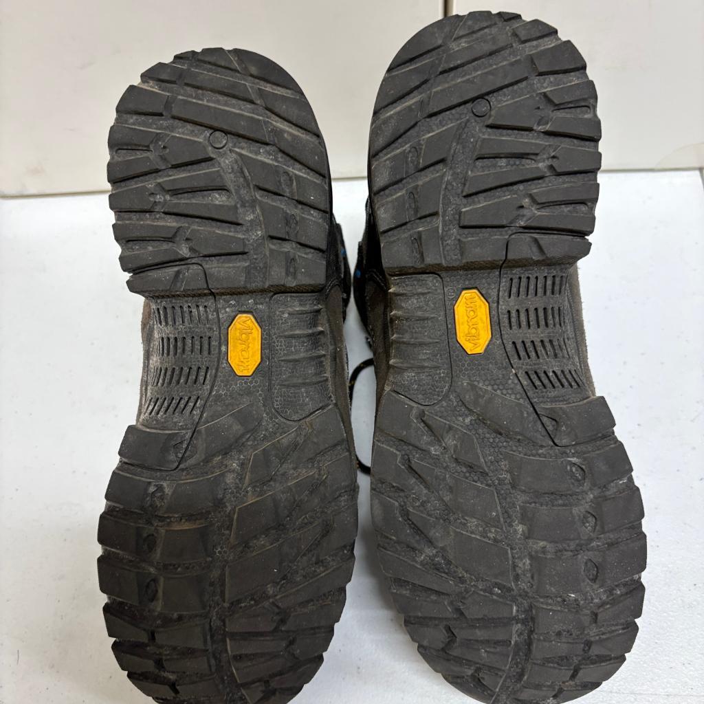 Hi-Tec Rock Waterproof Hiking Boots Mens 10.5 Brown Leather Vibram Sole
