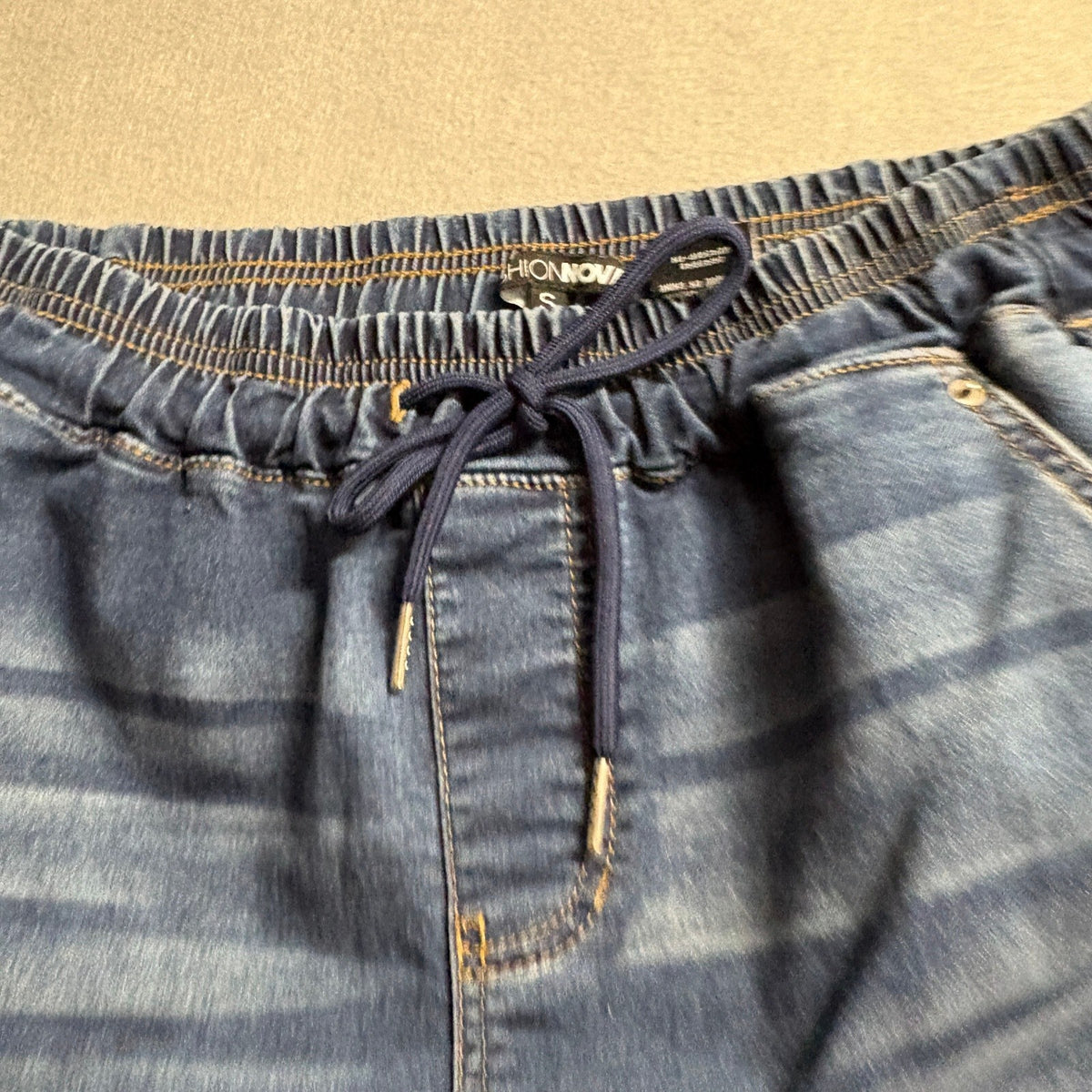 Fashion Nova Denim Joggers Womens Small Blue Elastic Drawstring Waist Jeans