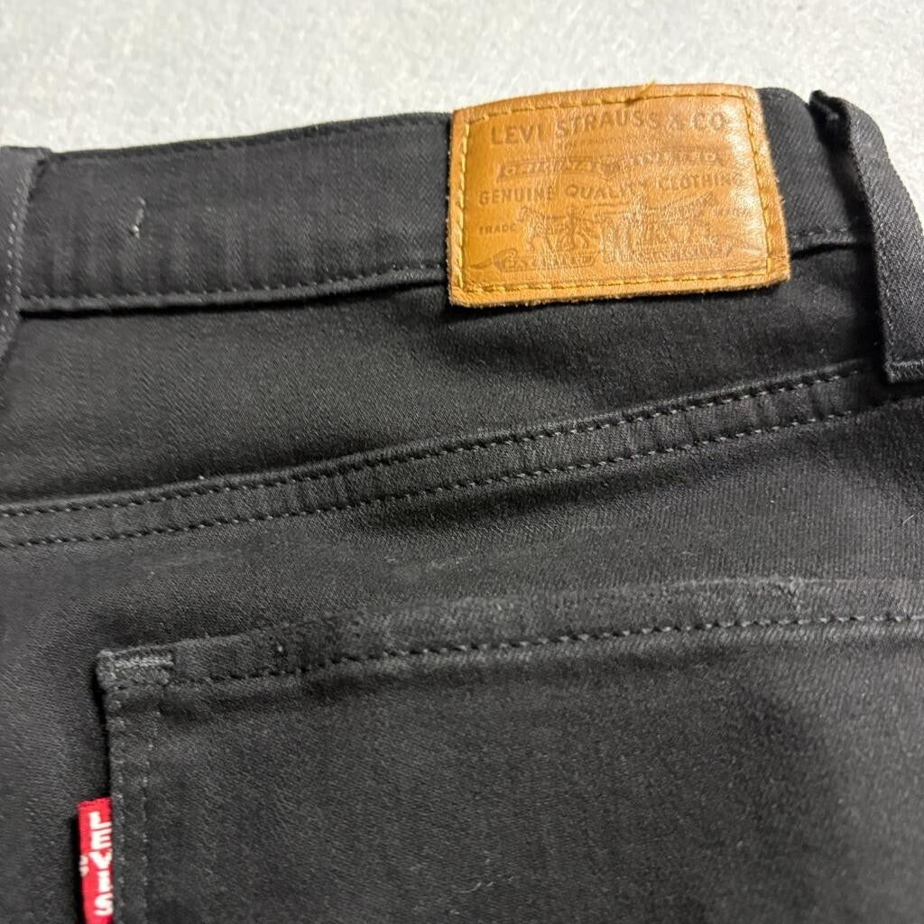 Levi's Premium 724 High Rise Straight Jeans Womens 29 Black Distressed Knee
