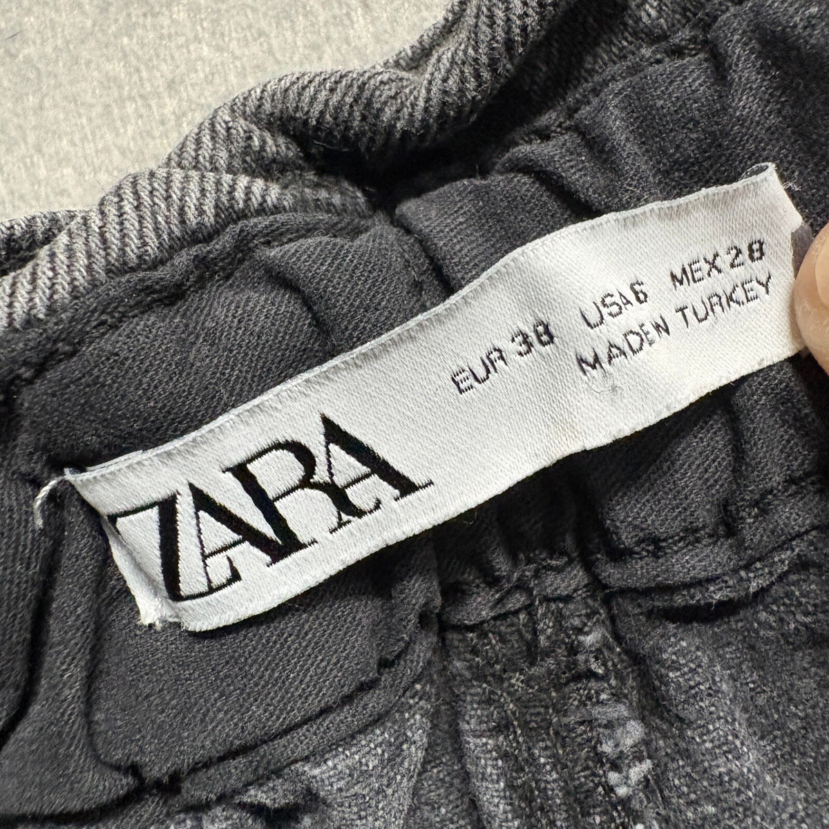 Zara Paperbag Waist Jeans Womens US 6 Gray Acid Wash Button Fly Tapered Denim