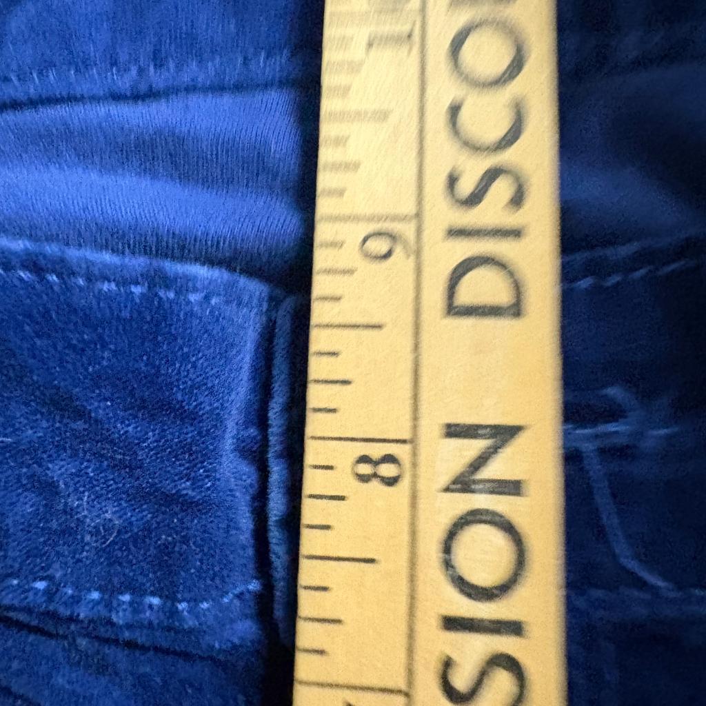 Gap 1969 Always Skinny Corduroy Pants Womens 32/14 Blue Velvet Velvet Soft