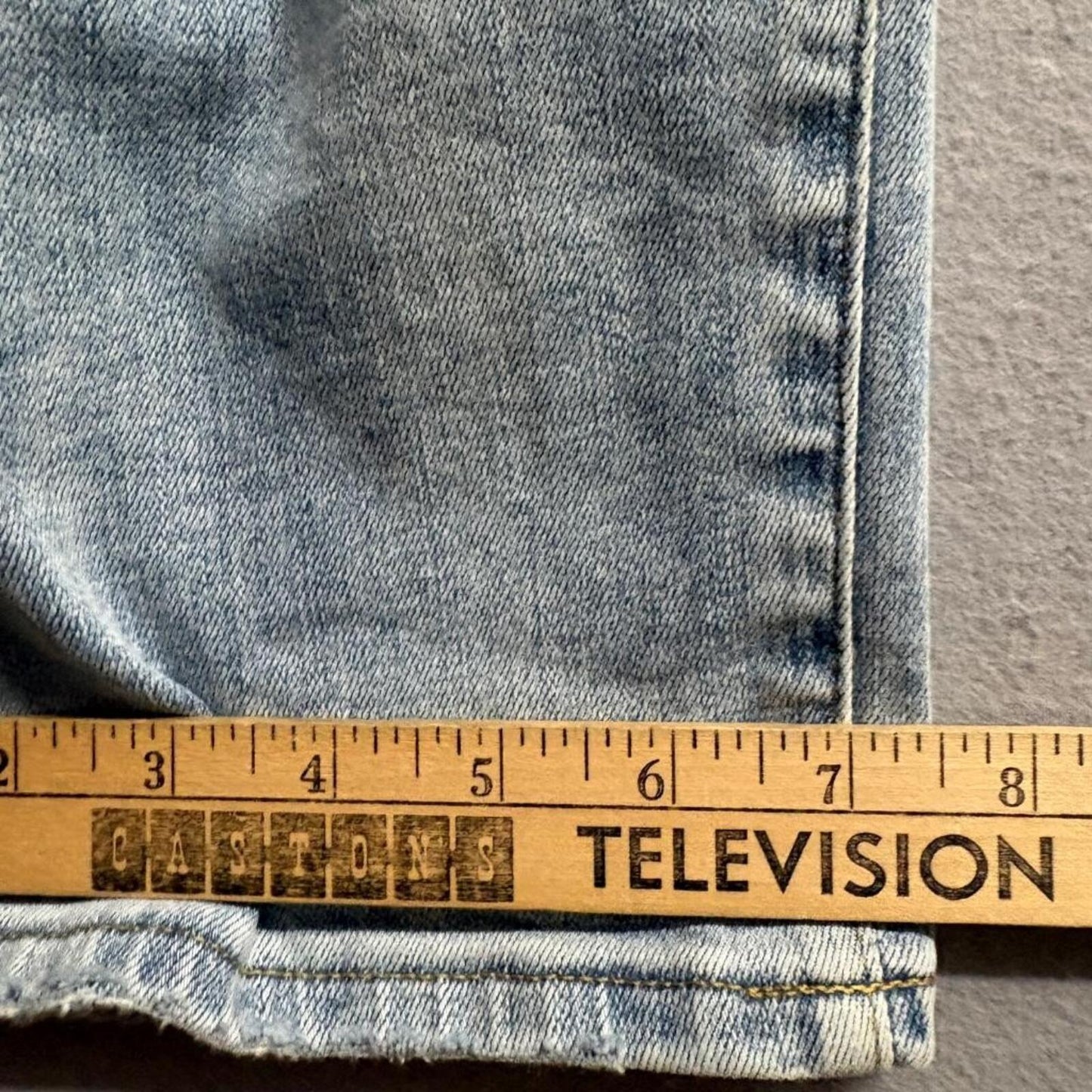 American Eagle Airflex Athletic Fit Distressed Jeans Mens 40x30 Light Wash Blue