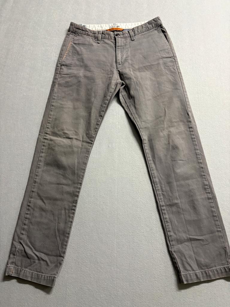 Dockers Pacific Collection Modern Khaki Pants Mens 31x32 Gray 100% Cotton Chino
