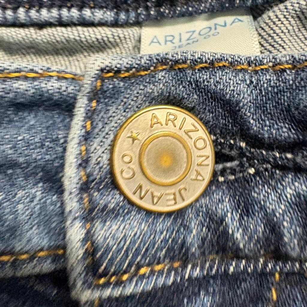 Arizona Jean Co Flare Jeans Girls Size 8 Blue Denim Stretch Elastic Waist