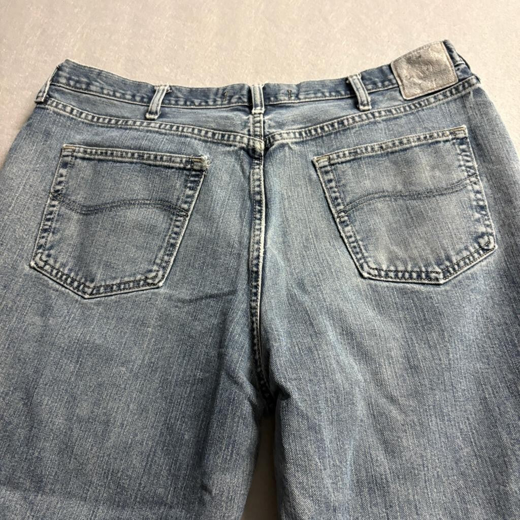 Lee Relaxed Straight Leg Jeans Mens 40x32 Blue Denim Cut Off Frayed Hem