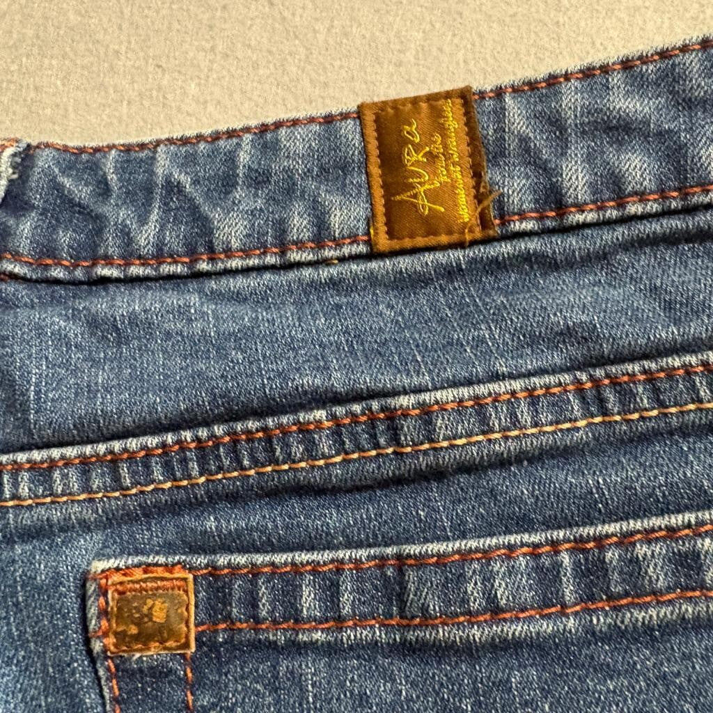 Wrangler Aura Womens Jeans Size 14 Short Rise Blue Denim Bootcut Stretch