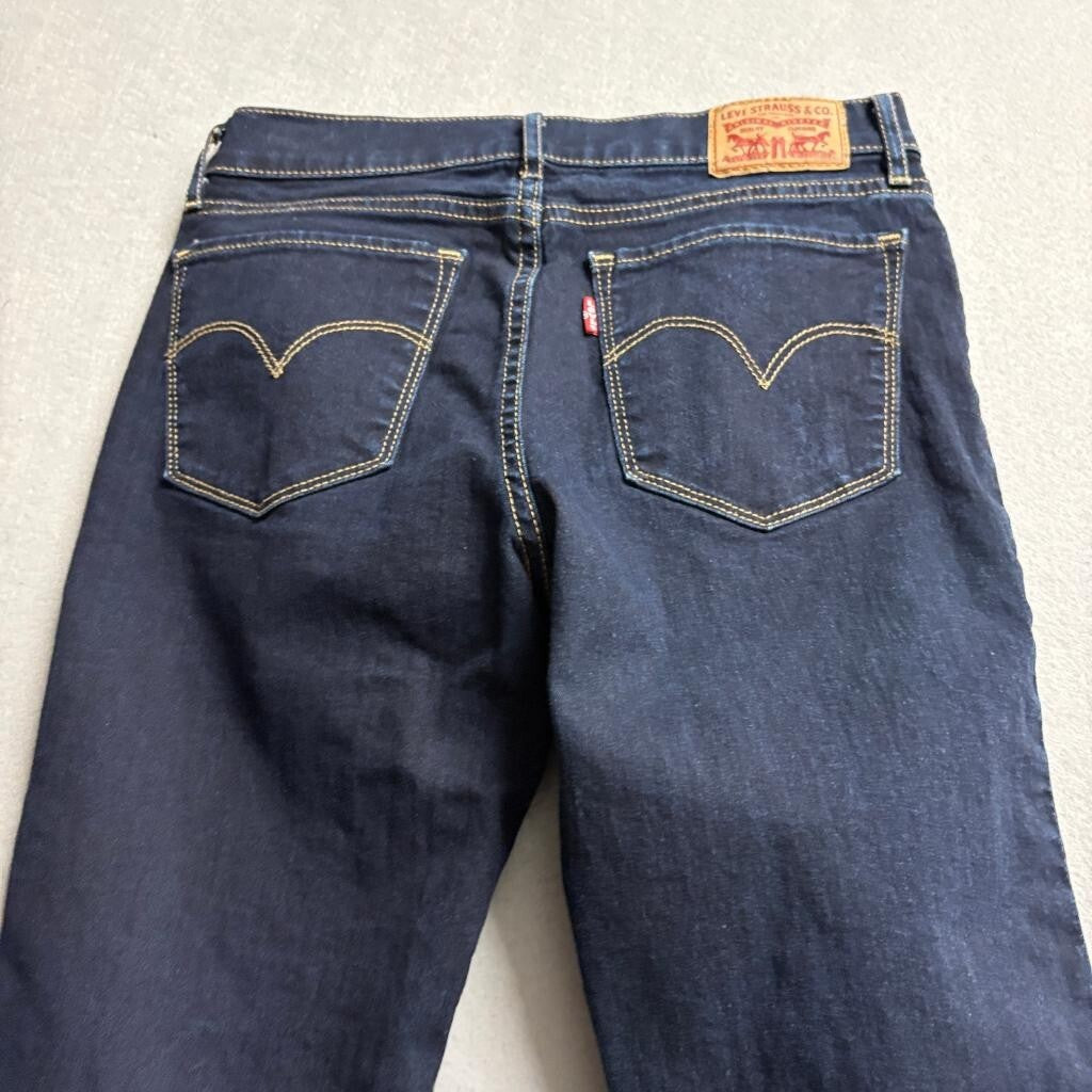 Levis 711 Skinny Jeans Womens 27x30 Dark Wash Blue Denim Mid Rise Stretch