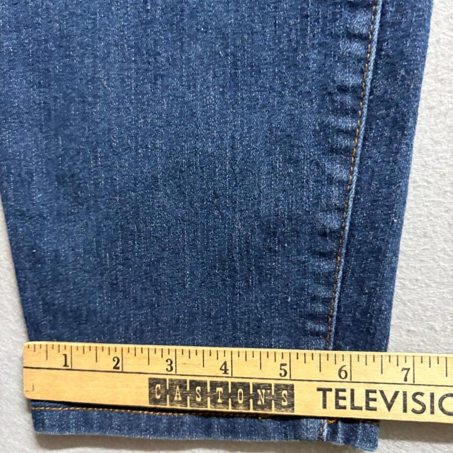 Forever 21 Plus Size 20 Regular Skinny Jeans Blue Denim Stretch Womens