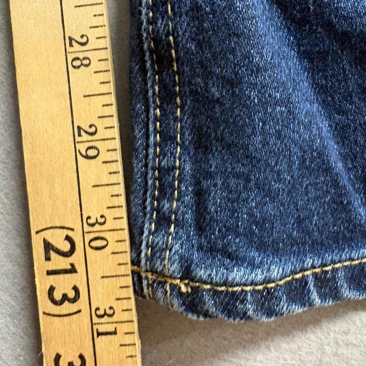 H&M Mauritz 1947 High Rise Flare Jeans Womens Size 4 Dark Wash Blue Denim