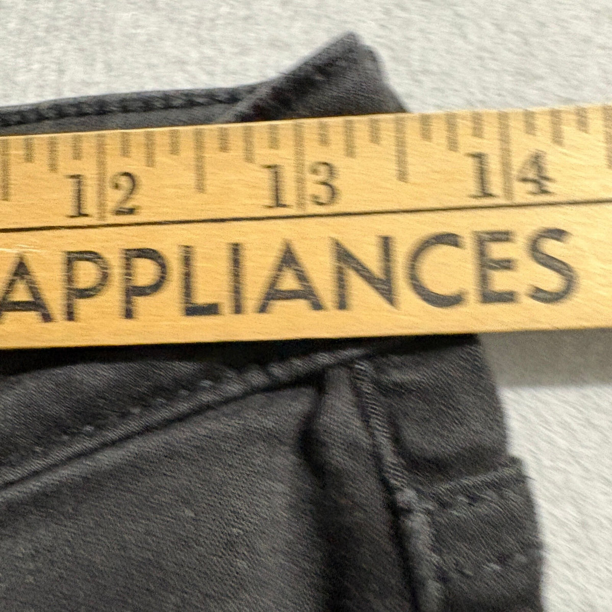 Levis 725 High Rise Bootcut Jeans Womens 28x30 Black Denim Stretch Pants