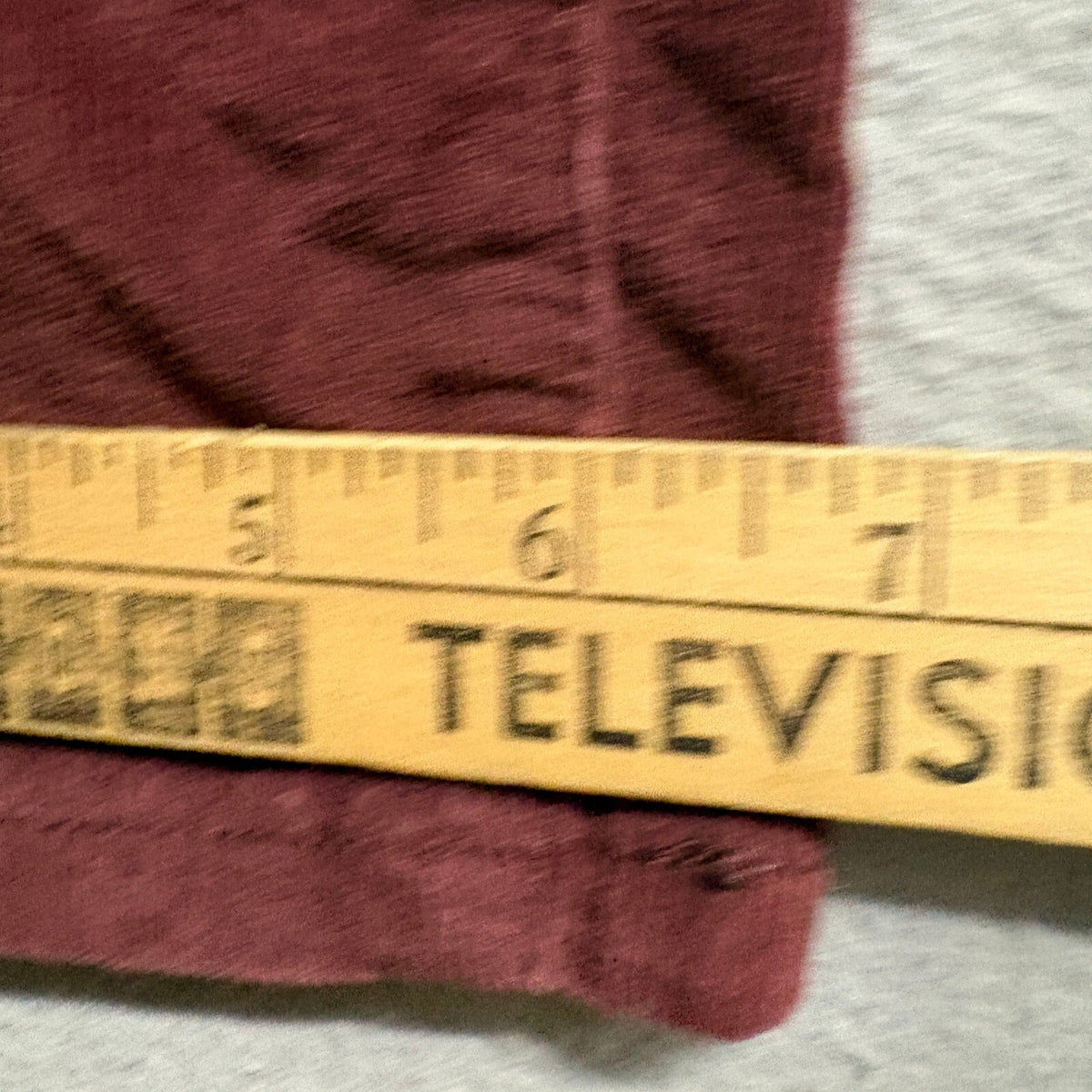 Levi's 724 High Rise Straight Corduroy Pants Womens Size 28 Burgundy Maroon Red