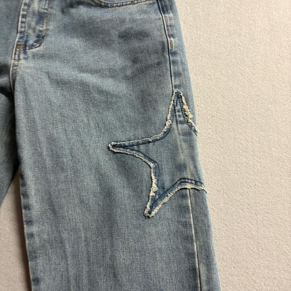Angel Kiss Star Patch Jeans Womens Size 3/26 Blue Denim Straight Leg Raw Hem