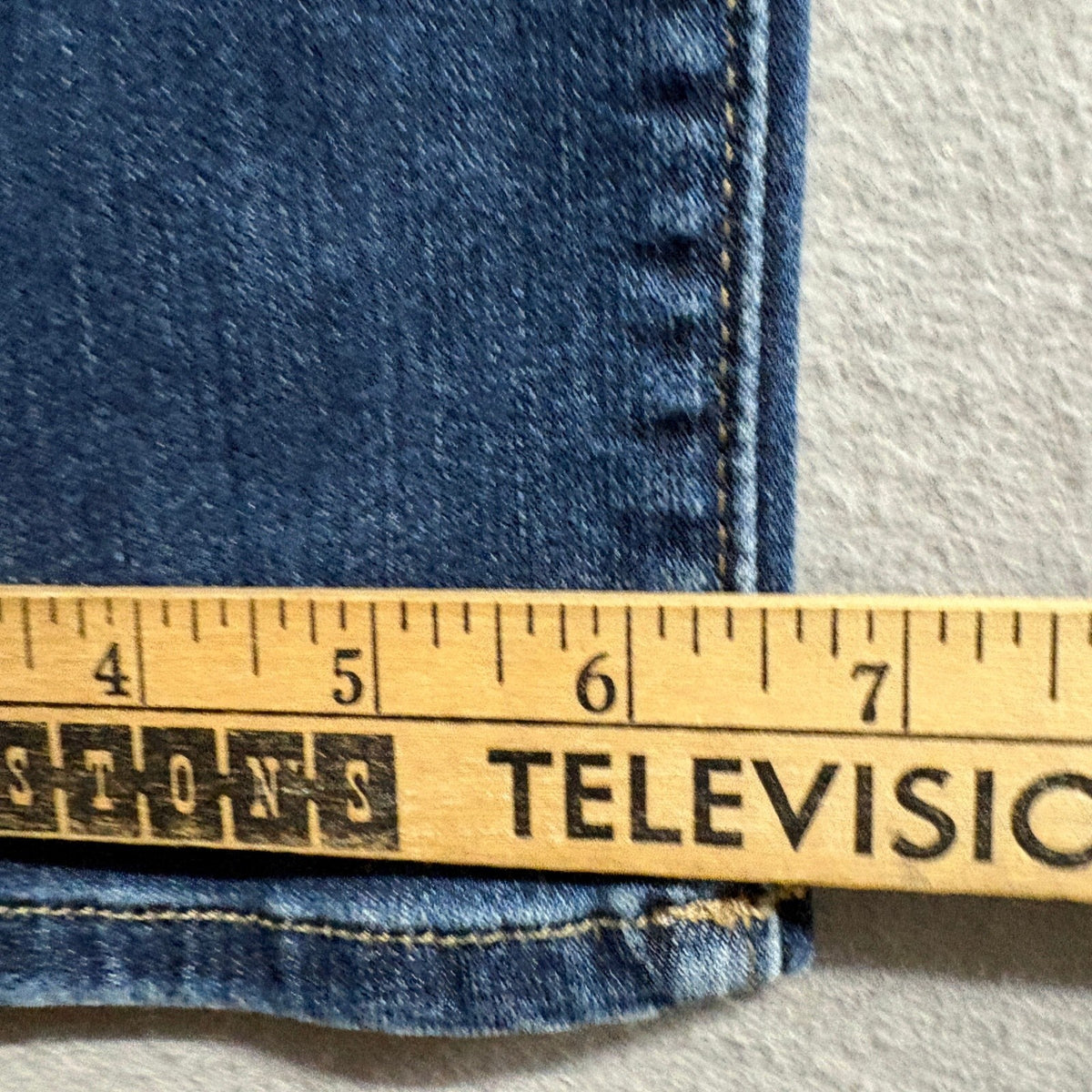 Eddie Bauer Slightly Curvy High Rise Slim Straight Jeans Womens 12 Dark Wash