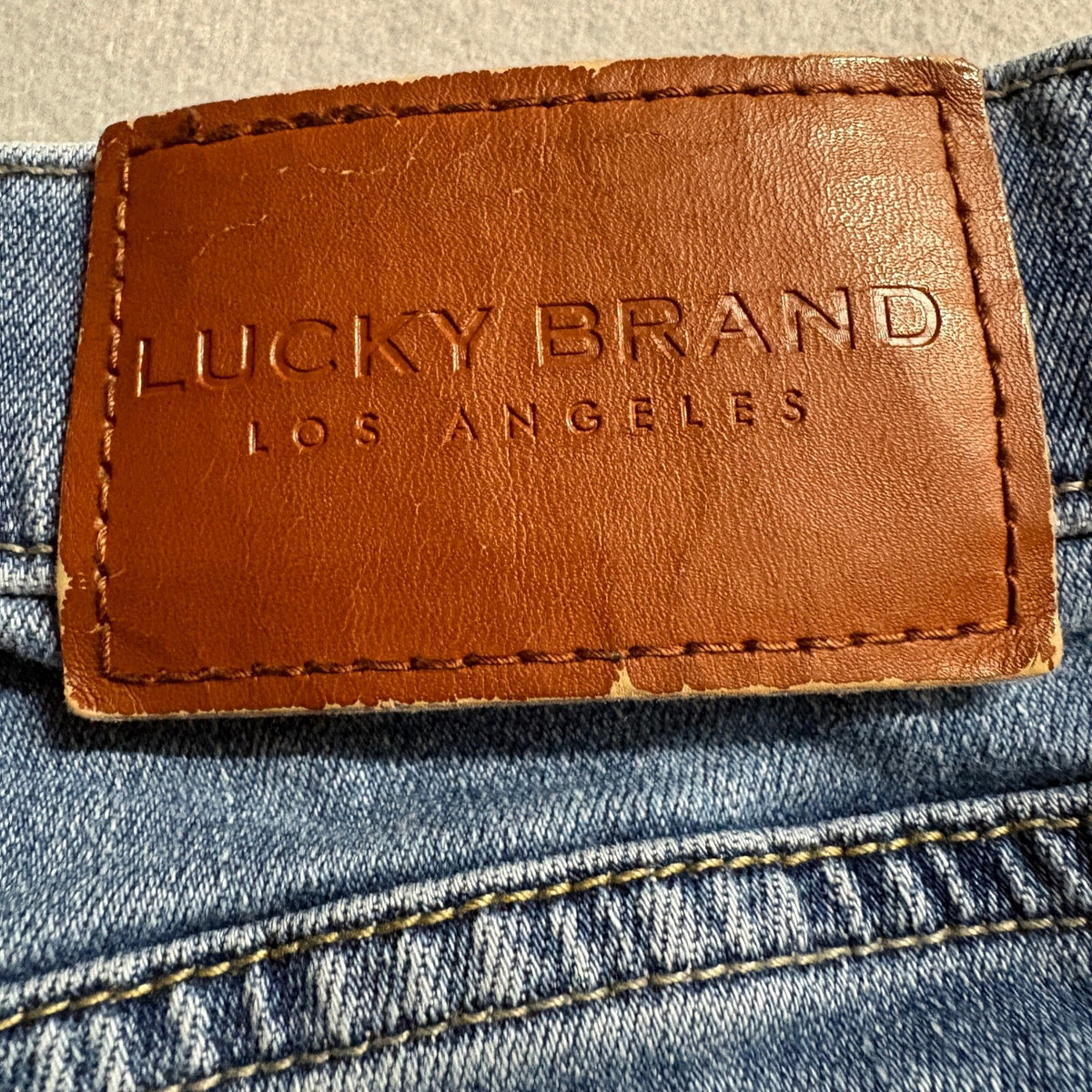 Lucky Brand Bridgette High Rise Crop Jeans Womens Size 2 26 Blue Distressed