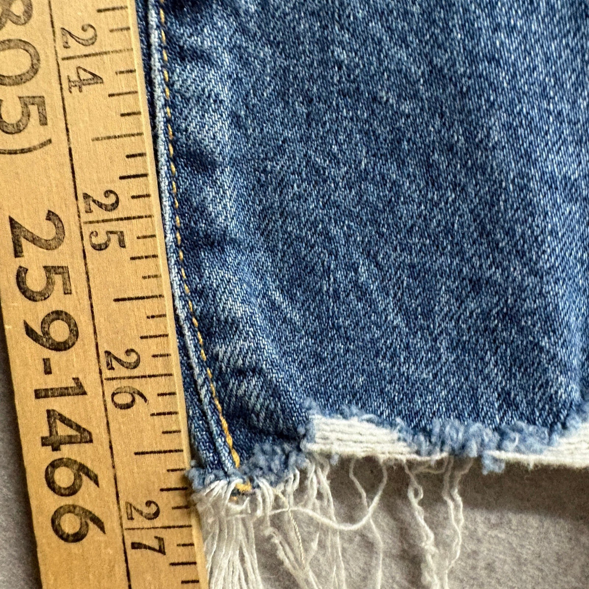 AE77 American Eagle Straight Crop Jeans Womens Size 0 Blue Denim Button Fly Raw