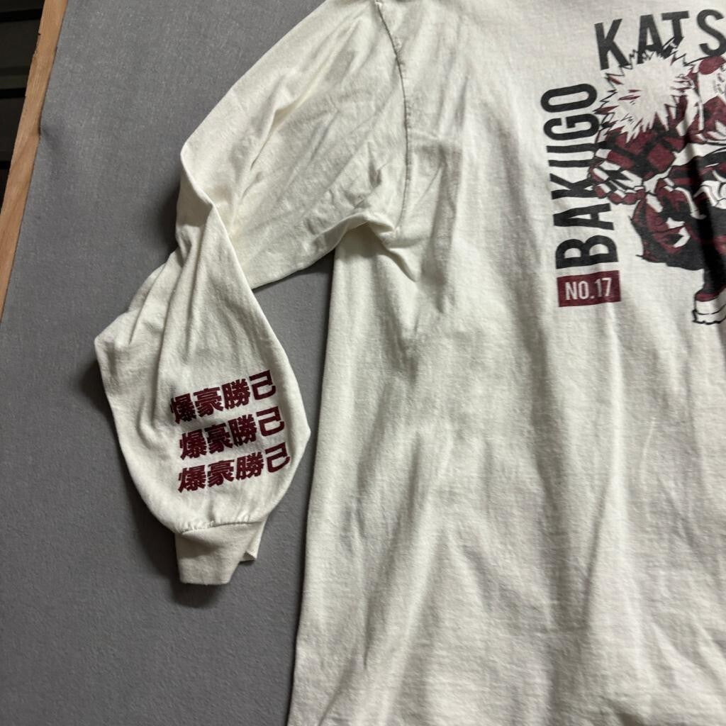 My Hero Academia Katsuki Bakugo Long Sleeve Shirt Mens XL Cream Graphic Tee