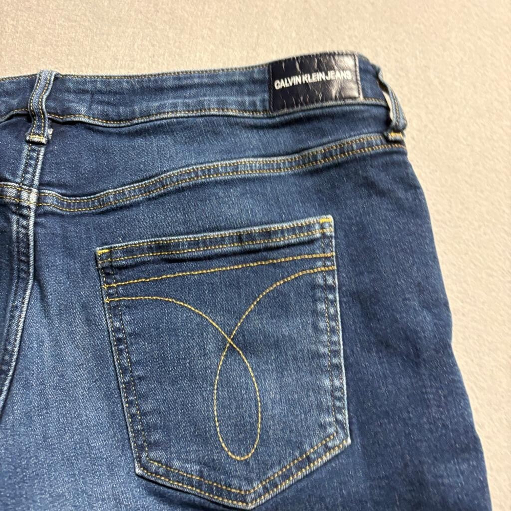 Calvin Klein Jeans Bermuda Shorts Womens Size 14 Blue Denim Stretch Mid Rise