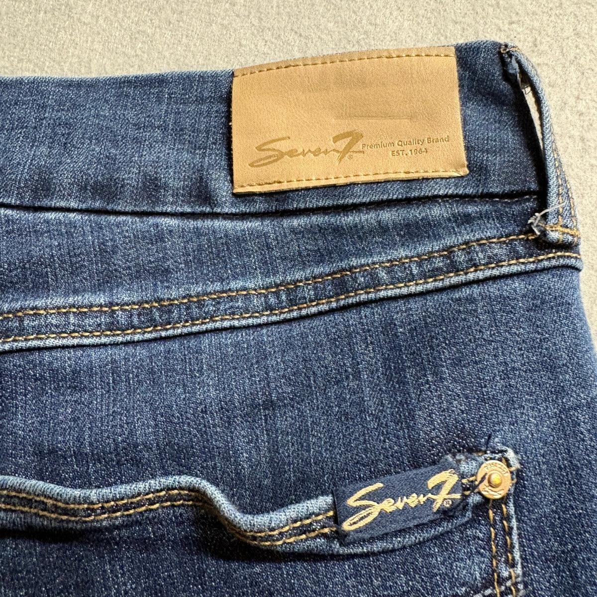 Seven7 High Rise Skinny Jeans Womens Size 8 Blue Denim Stretch Cuffed