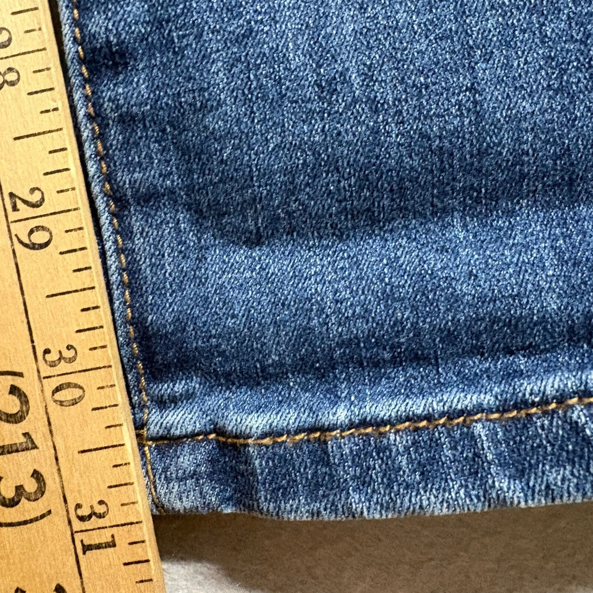 KUT from the Kloth Carrie Boyfriend Jeans Womens Size 12 Medium Wash Stretch