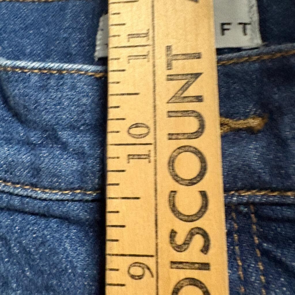 Loft Denim Bermuda Shorts Womens Size 27 4 Blue Jean Frayed Raw Hem Cut Off