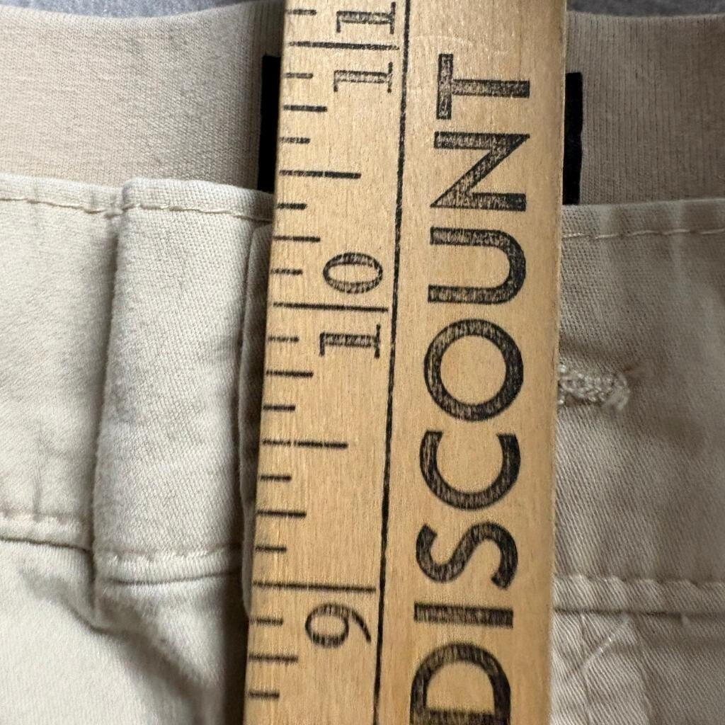 Lee Women Stretch Waist Cargo Pants Beige Khaki Crop Capris Size 8 Stretch