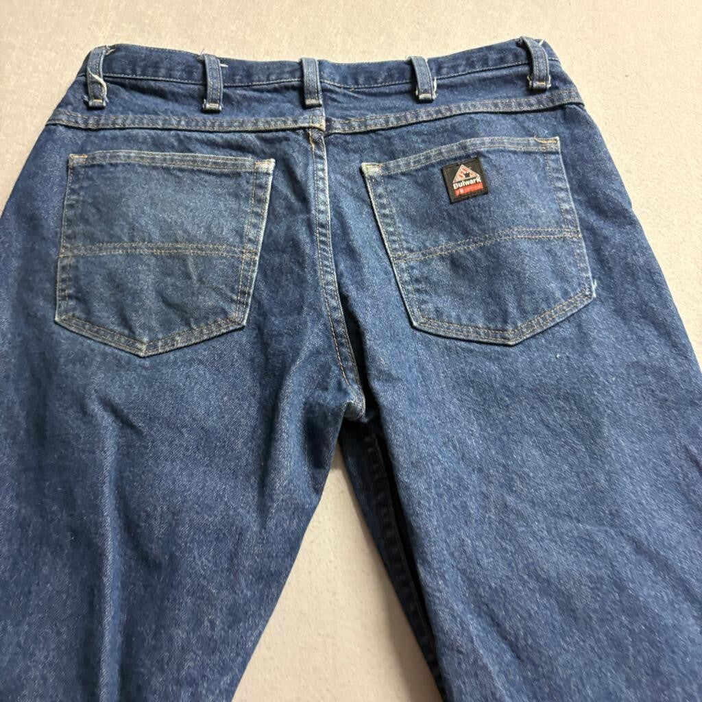Bulwark FR Flame Resistant Jeans Mens 34x32 Blue Denim Work Pants CAT 2 NFPA