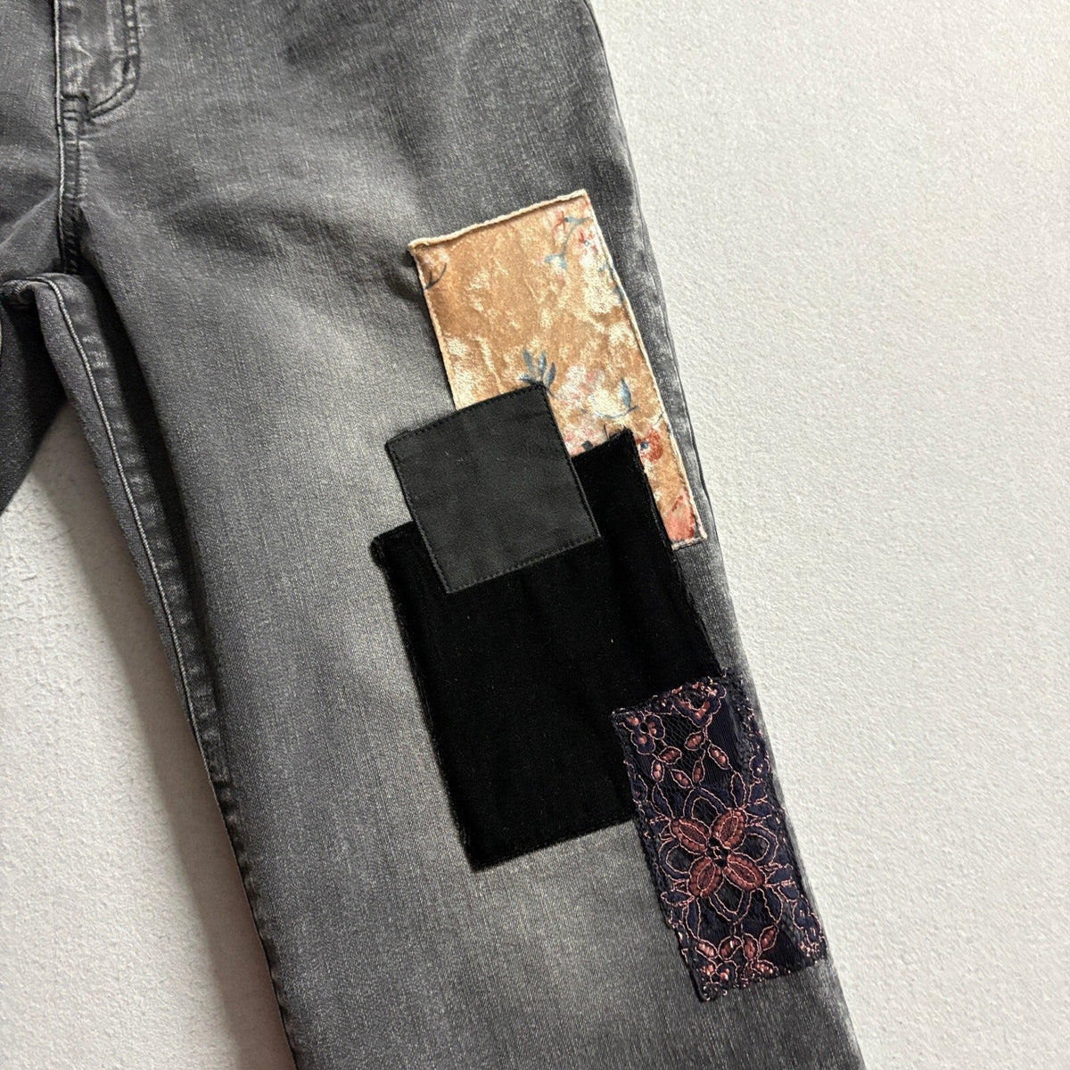 LOGO Lori Goldstein Limited Edition Boyfriend Jeans Womens 16T Gray Patchwork